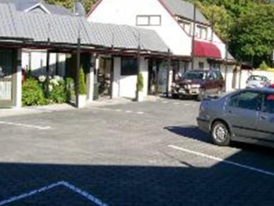 Gothic Heights Motel Christchurch Buitenkant foto