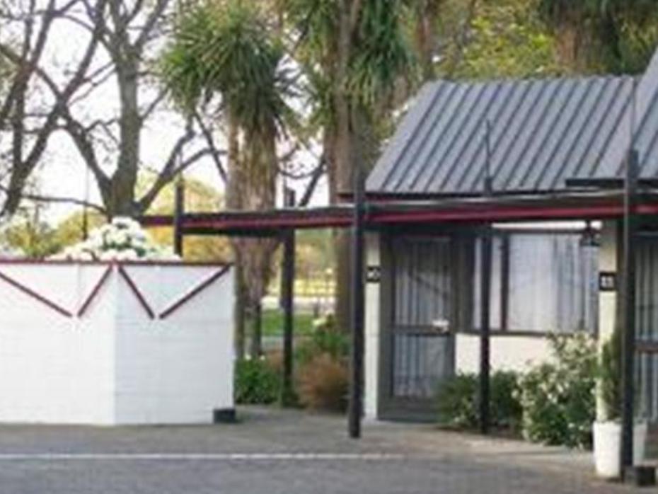 Gothic Heights Motel Christchurch Buitenkant foto