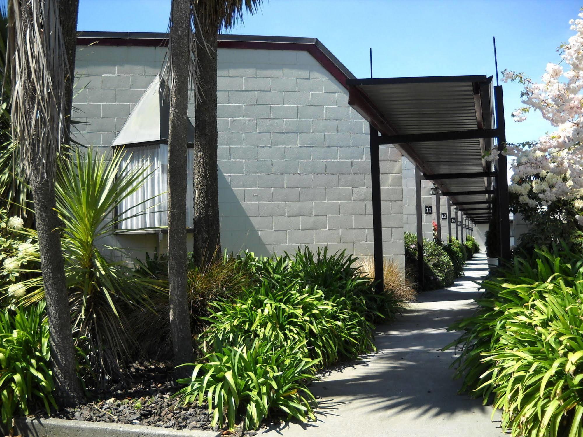 Gothic Heights Motel Christchurch Buitenkant foto